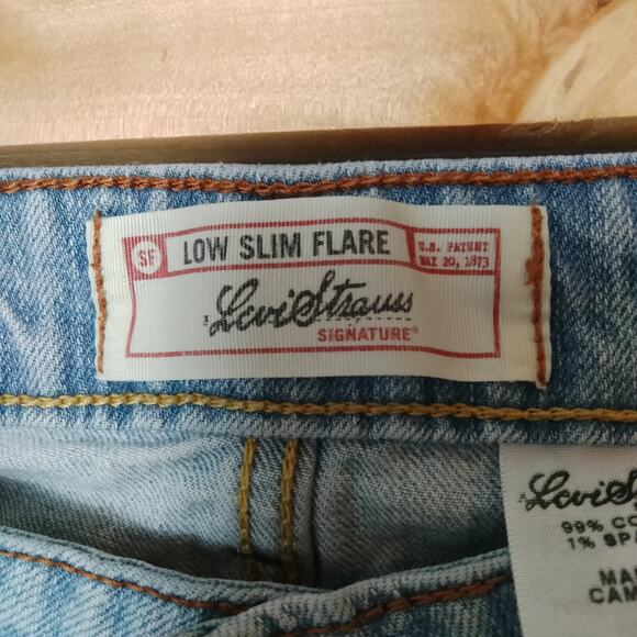 Levi's Women's Sz 11 Low Rise Slim Flare Jeans Y2K Light Wash - Picture 2 of 7